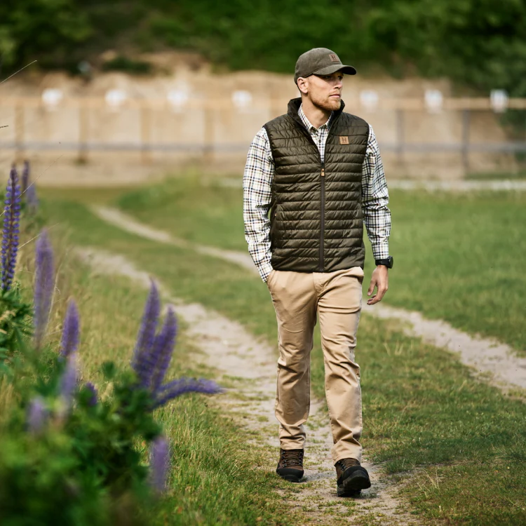 Harkila Kalix HSP Waistcoat - Willow Green/Shadow Brown - Image 3