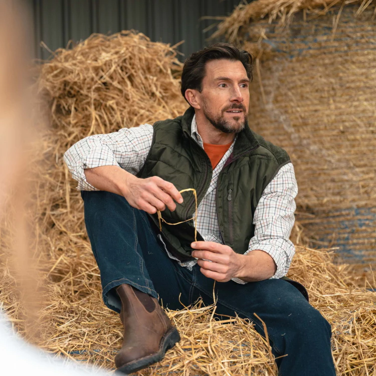 Hoggs of Fife Melville Hybrid Gilet - Dark Forest Marl - Image 4