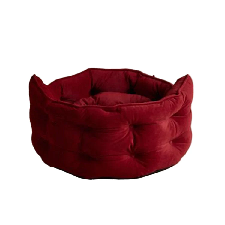 Joules Chesterfield Pet Bed - Burgundy - Image 4