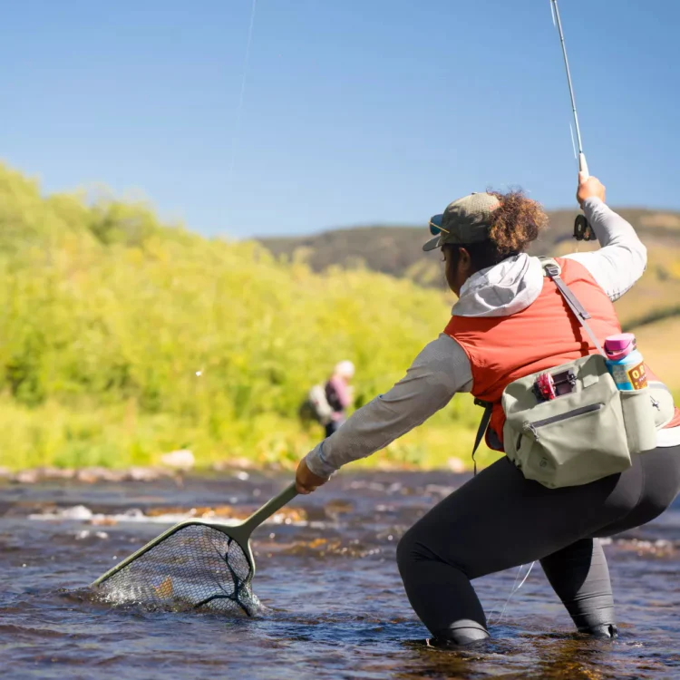 Orvis Pro Waterproof Hip Pack - Image 2